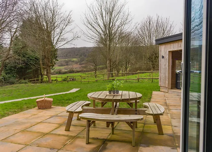 Pure Relaxation At It\'S Finest, Offering Moments Of Harmony And Tranquillity - Sauna & Hot Tub