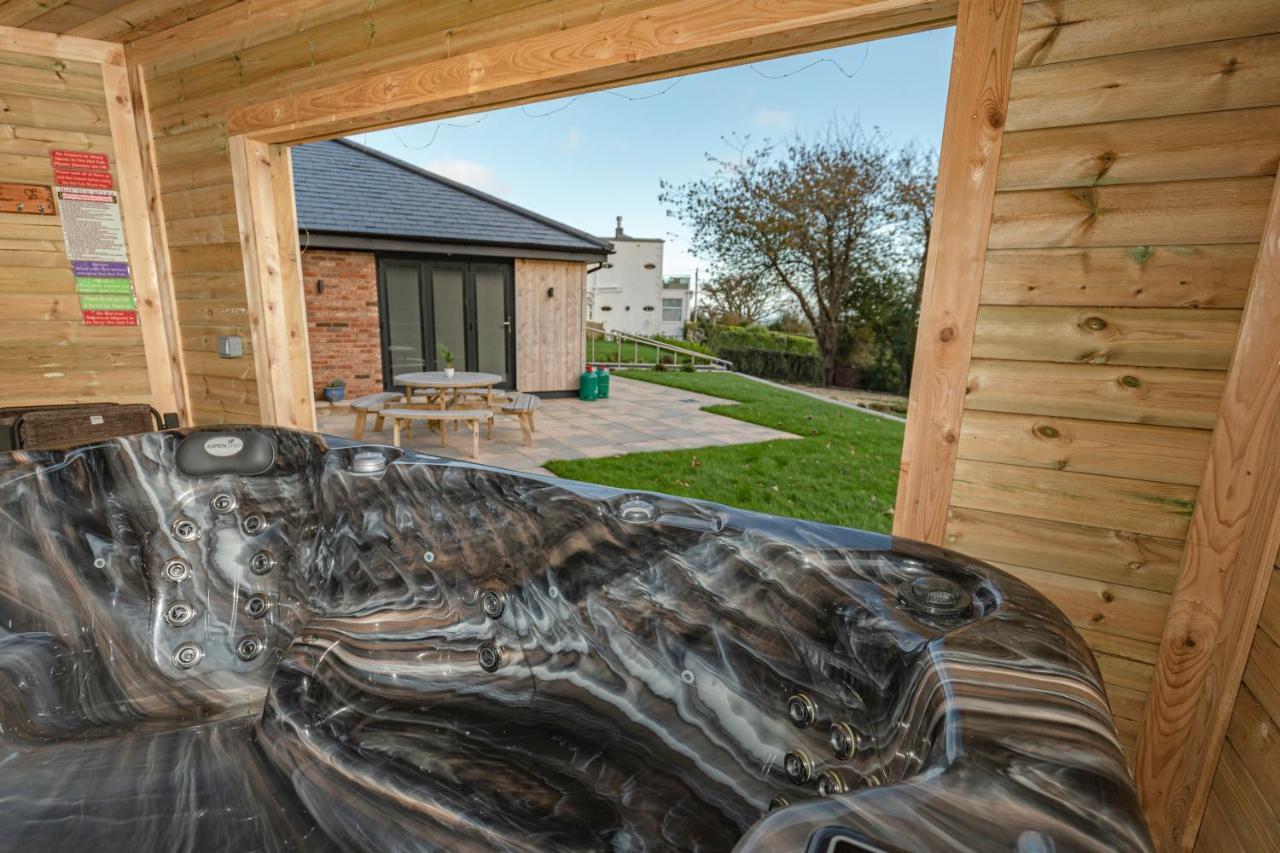 Holiday home Pure Relaxation At It's Finest, Offering Moments Of Harmony And Tranquillity - Sauna & Hot Tub *